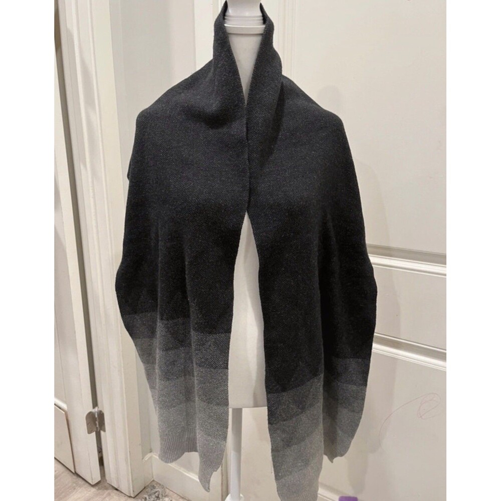 Banana republic Black Ombre Scarf Thick